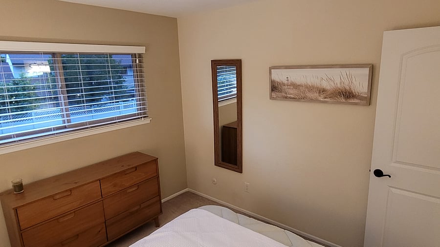 Upstairs 2nd Bedroom