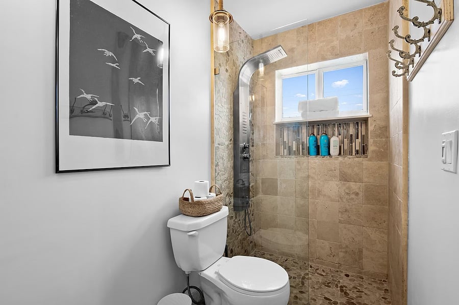 Furnished Finder property 853166_1 photo 38
