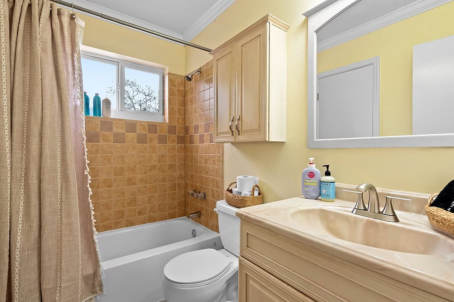 Furnished Finder property 853166_1 photo 40