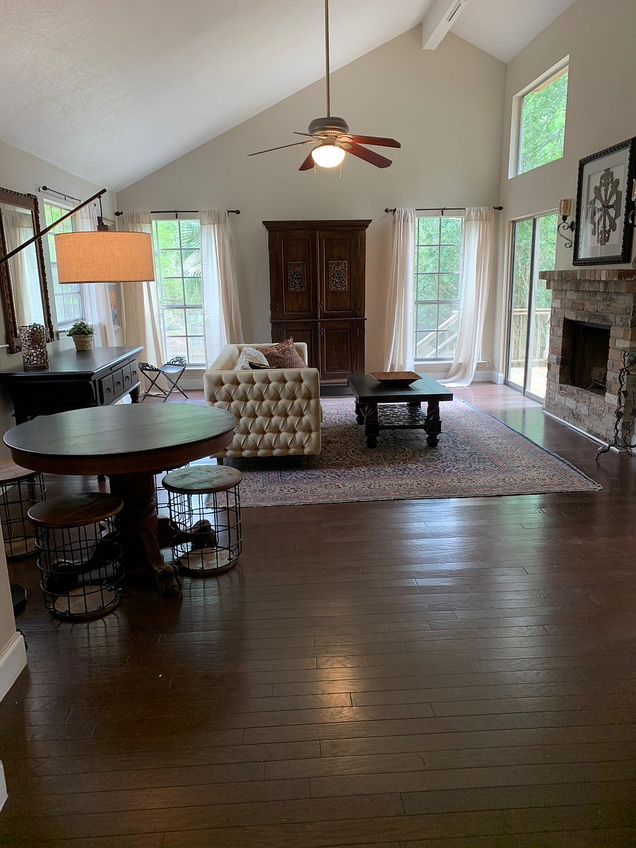 Living room upstairs