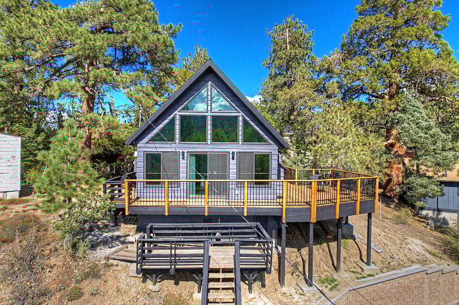 Front of House | Deck