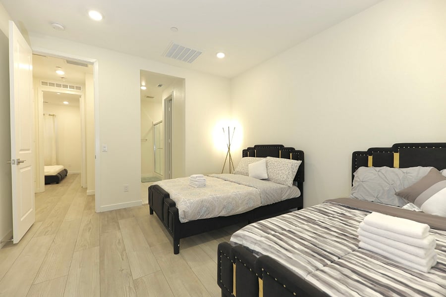Furnished Finder property 853441_1 photo 11