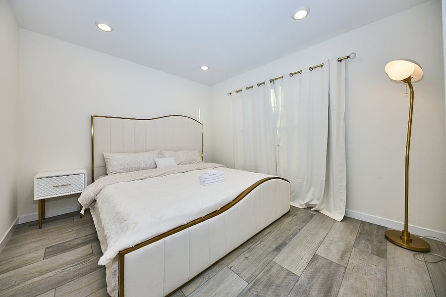 Furnished Finder property 853441_1 photo 22
