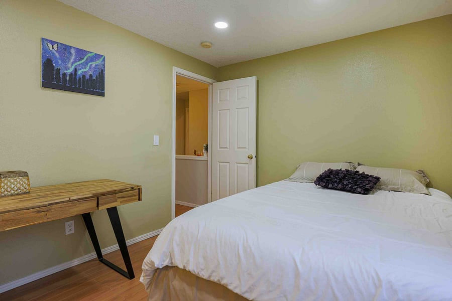 Furnished Finder property 853497_1 photo 28