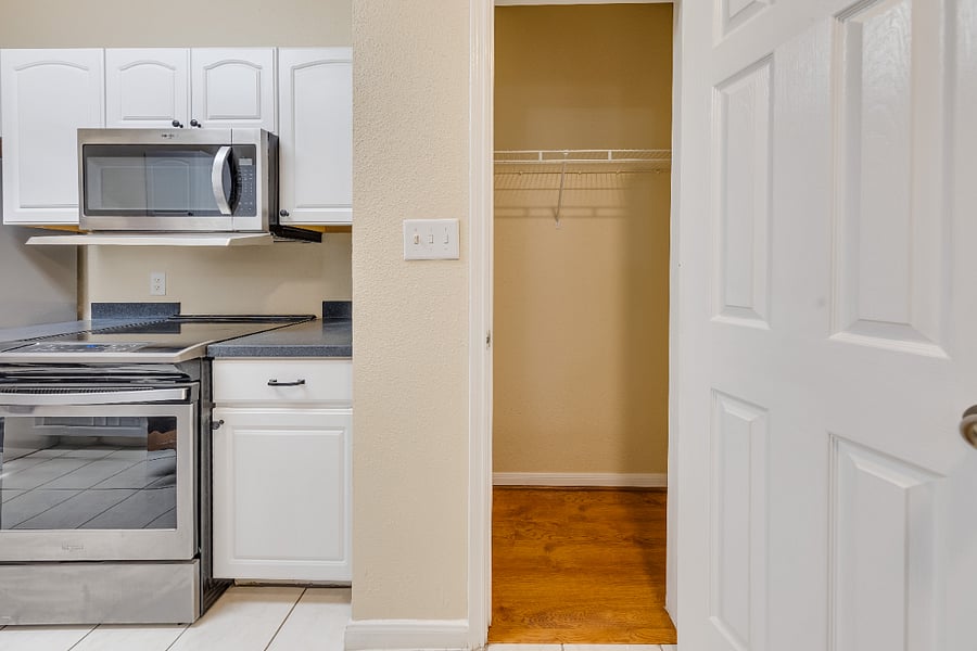 Furnished Finder property 853512_1 photo 7