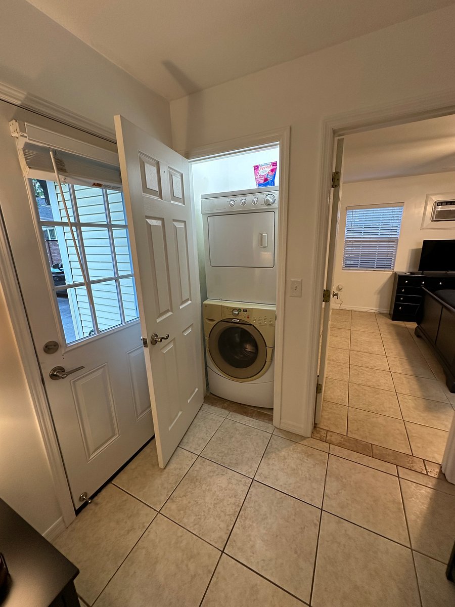 Furnished Finder property 853518_1 photo 9