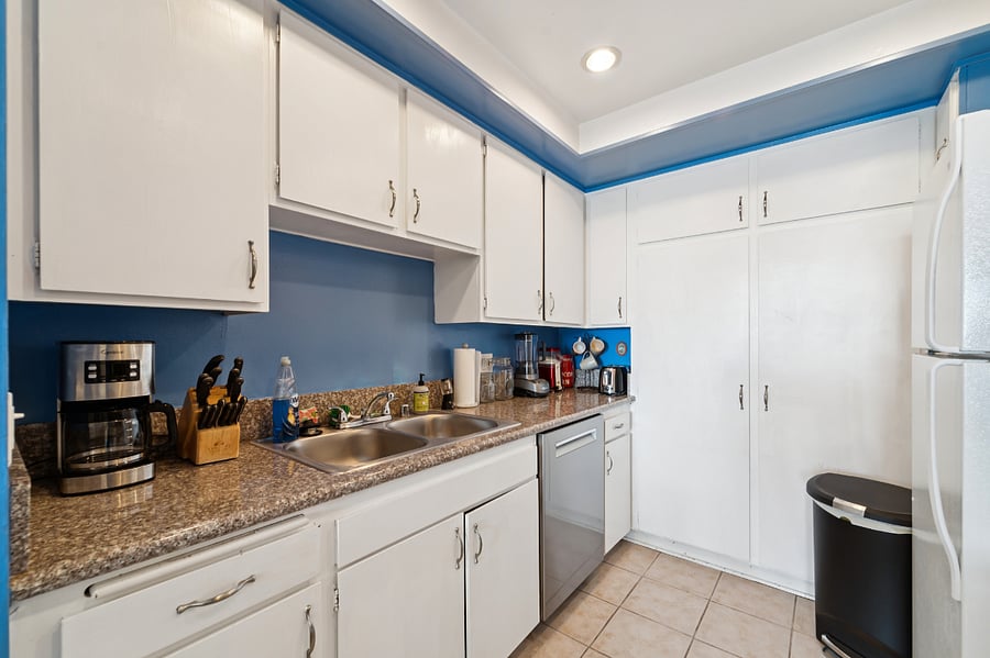 Furnished Finder property 853581_1 photo 18