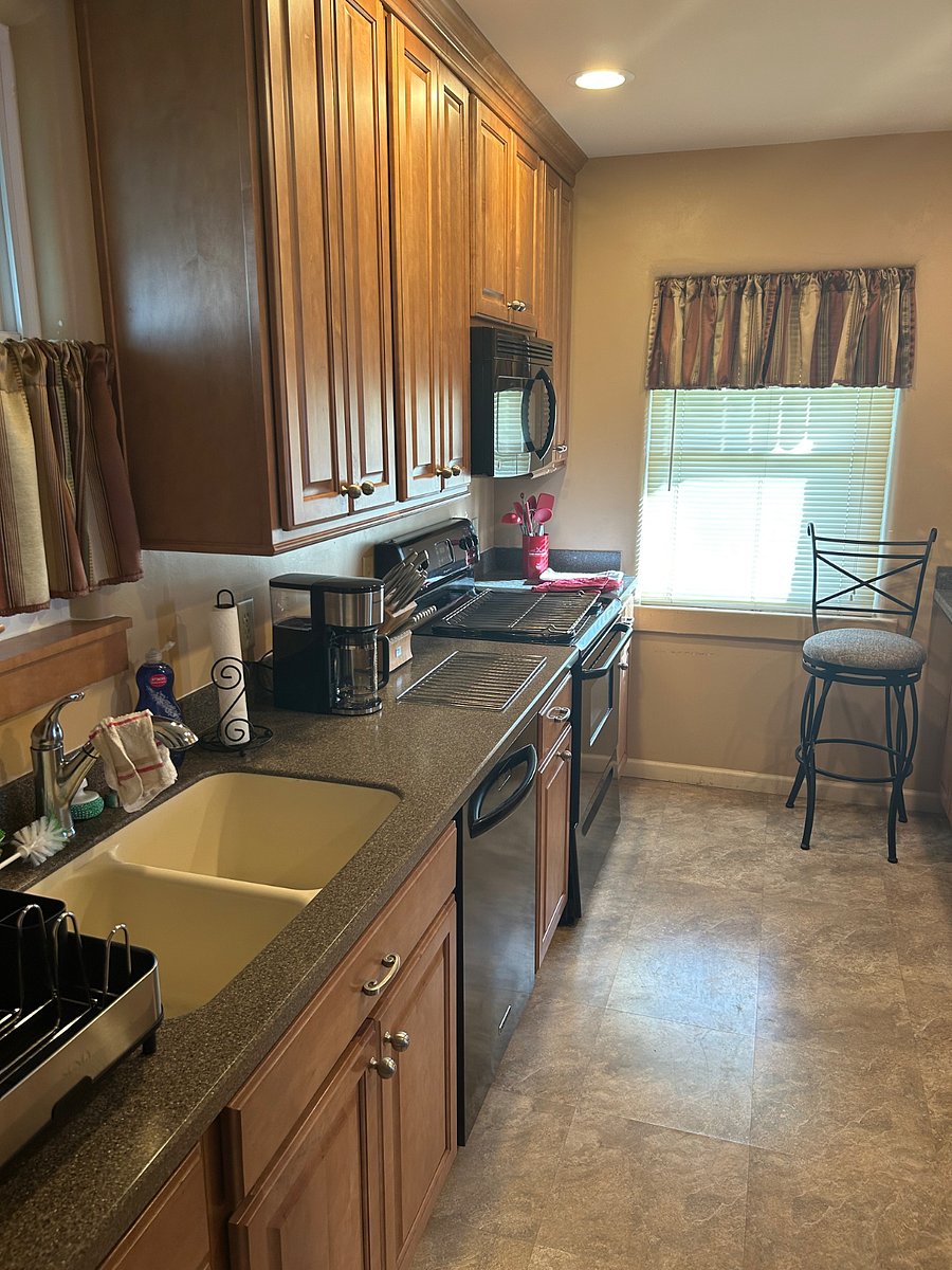 Furnished Finder property 853594_1 photo 5