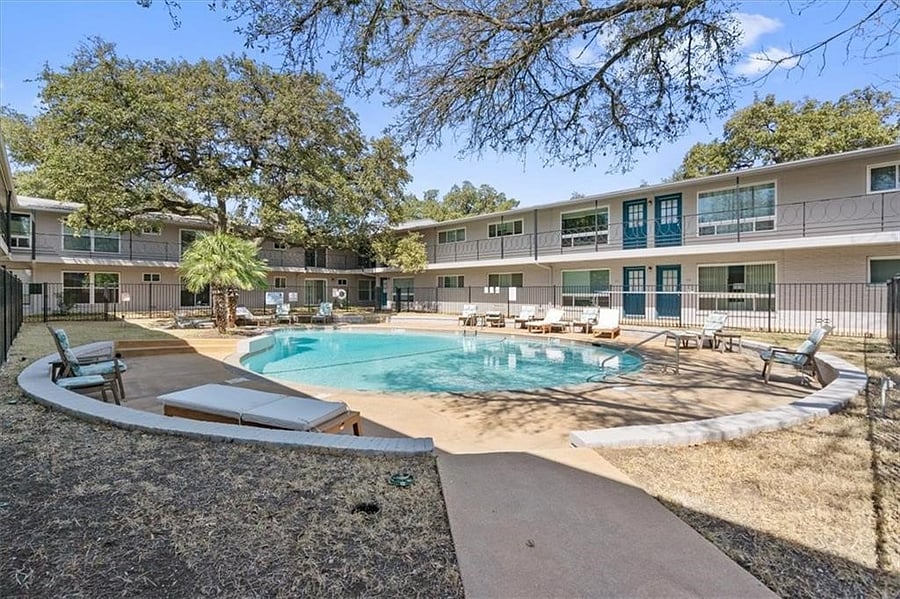 Furnished Finder property 853603_1 photo 18