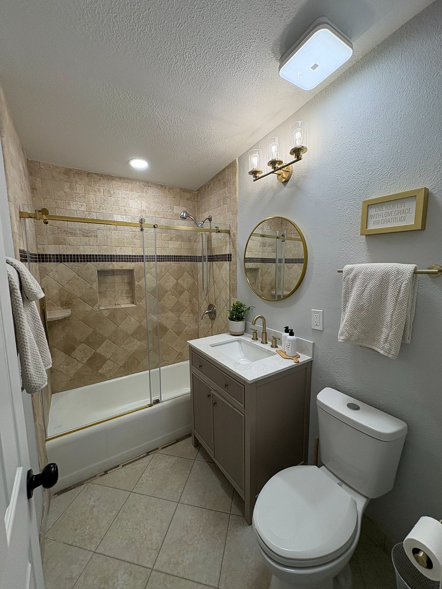 2nd bathroom