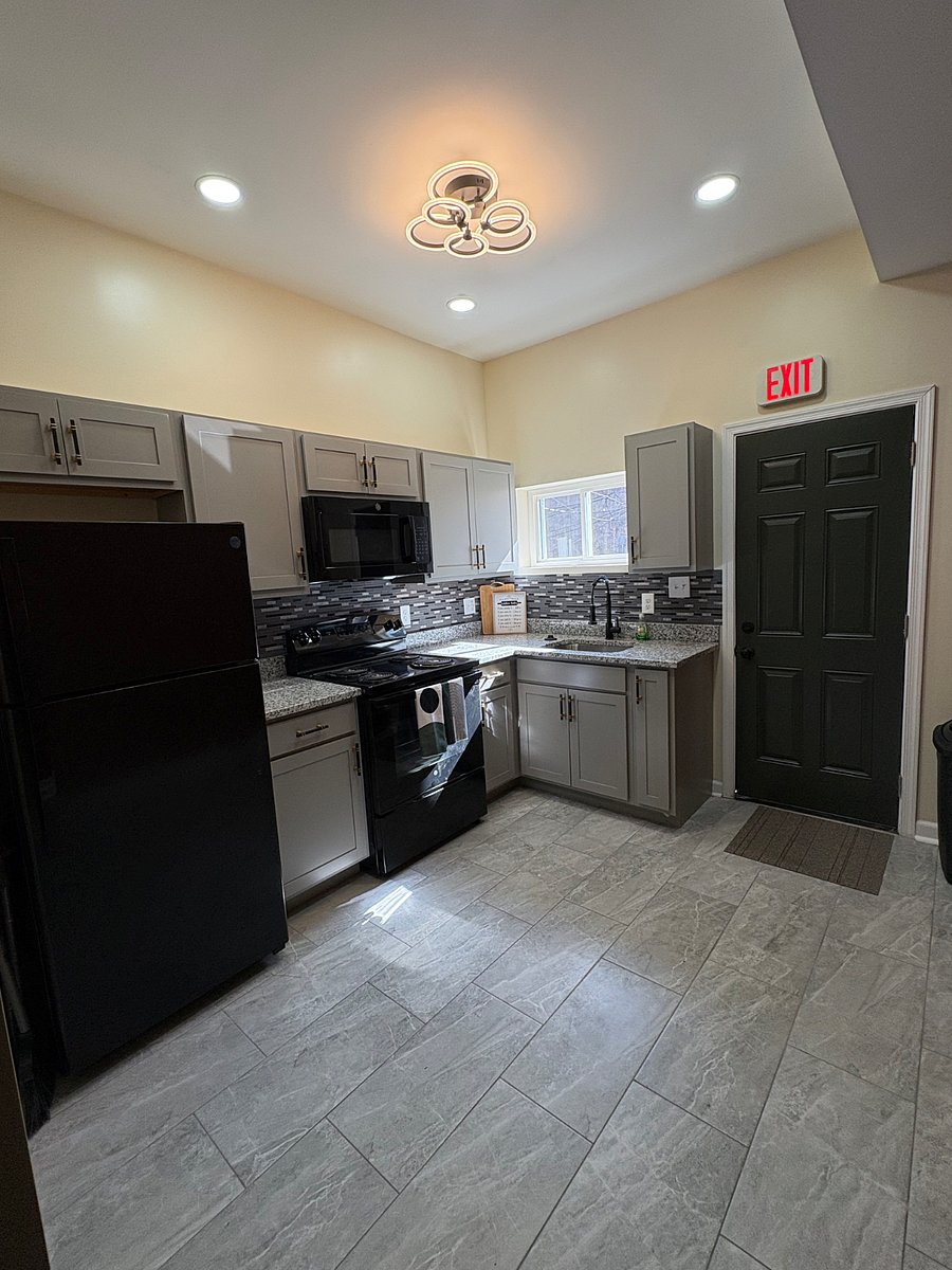 Furnished Finder property 853619_1 photo 8