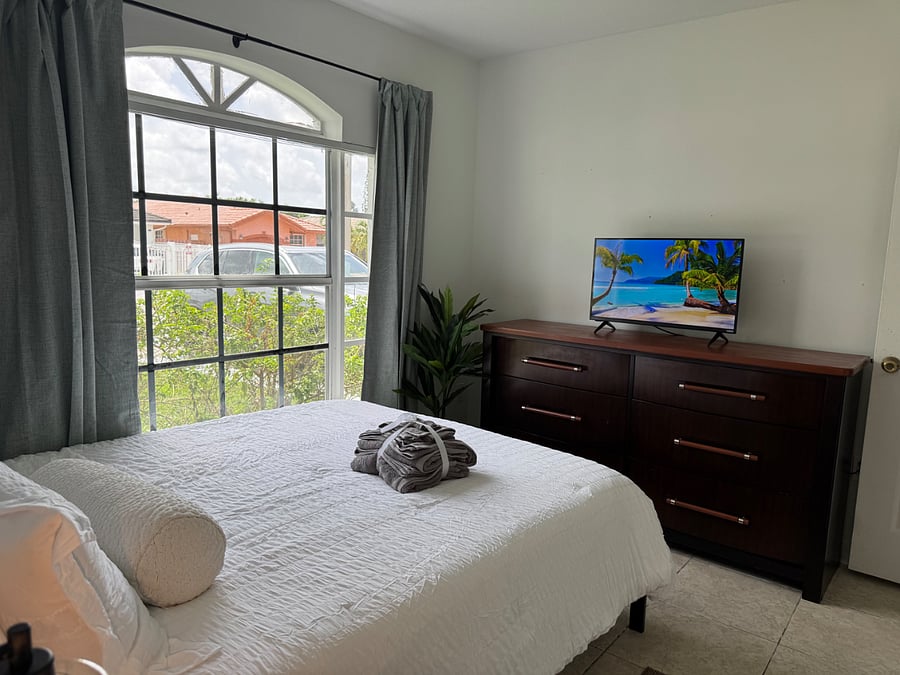 Furnished Finder property 853648_1 photo 10