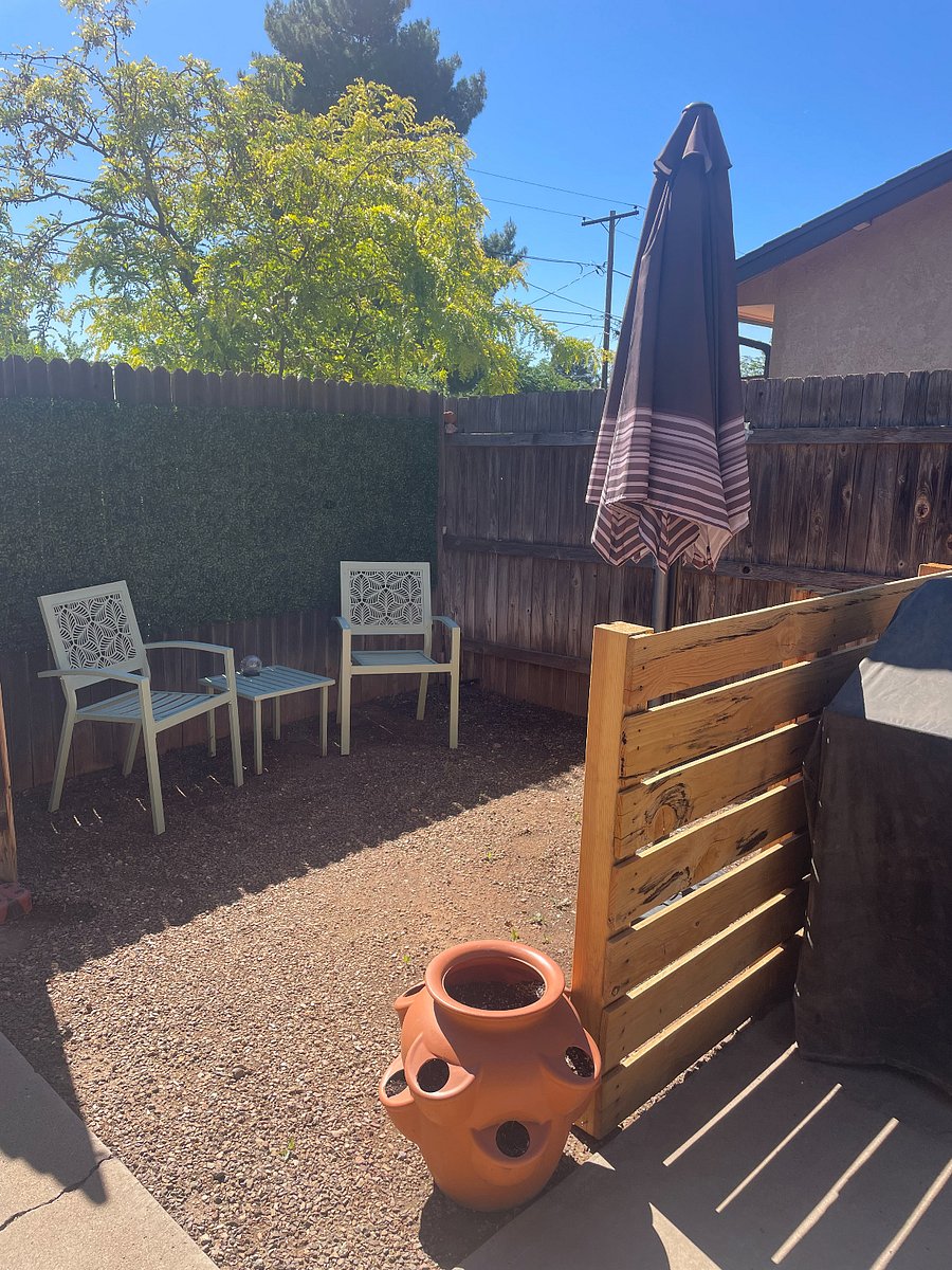 Outdoor hang spot.
