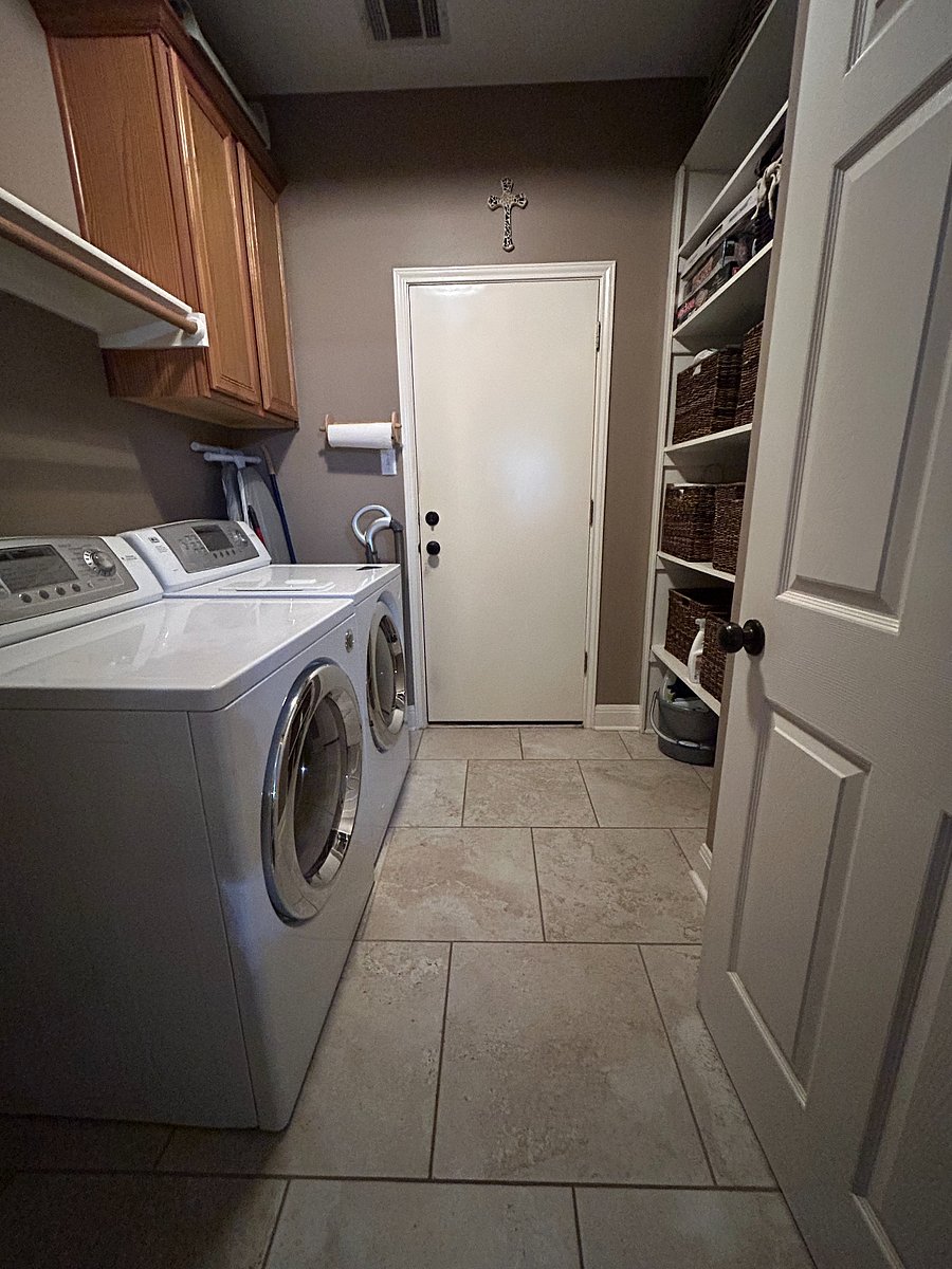 Furnished Finder property 853748_1 photo 25