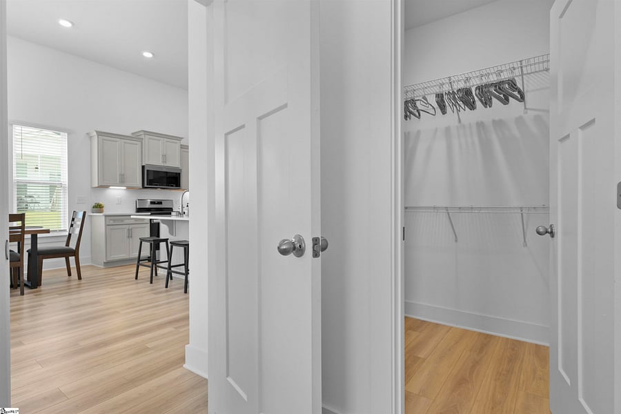 Furnished Finder property 853756_1 photo 12