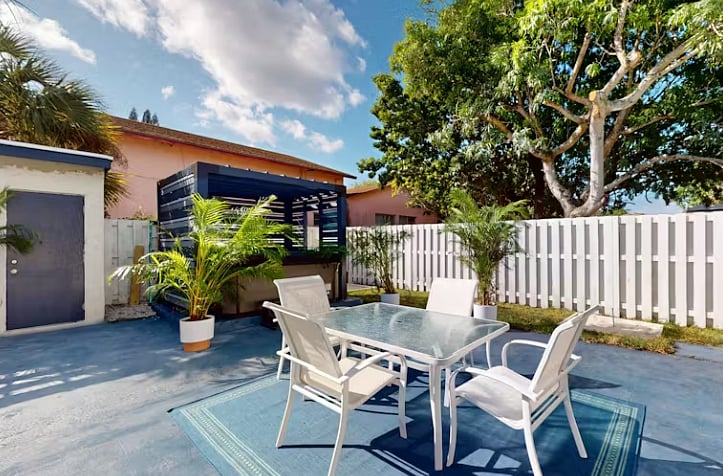 Furnished Finder property 853797_1 photo 22
