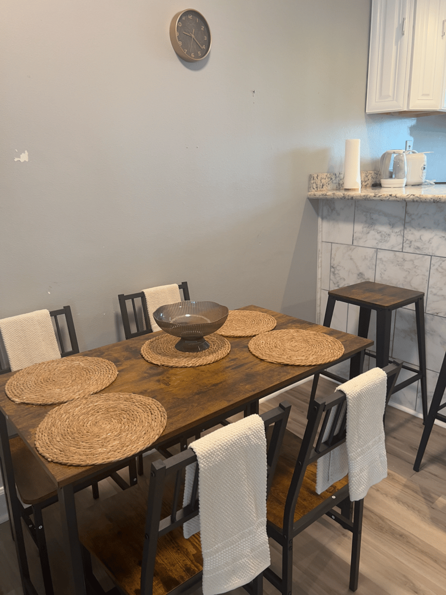 Picture of Lakefront retreat 2-bedroom condo in serene natural surroundings in ...
