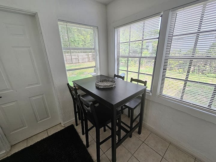 Furnished Finder property 853820_1 photo 6
