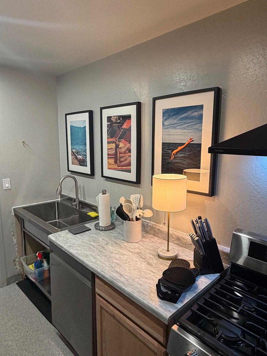 full kitchen