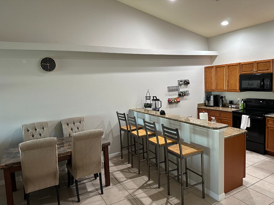 Furnished Finder property 853905_1 photo 3