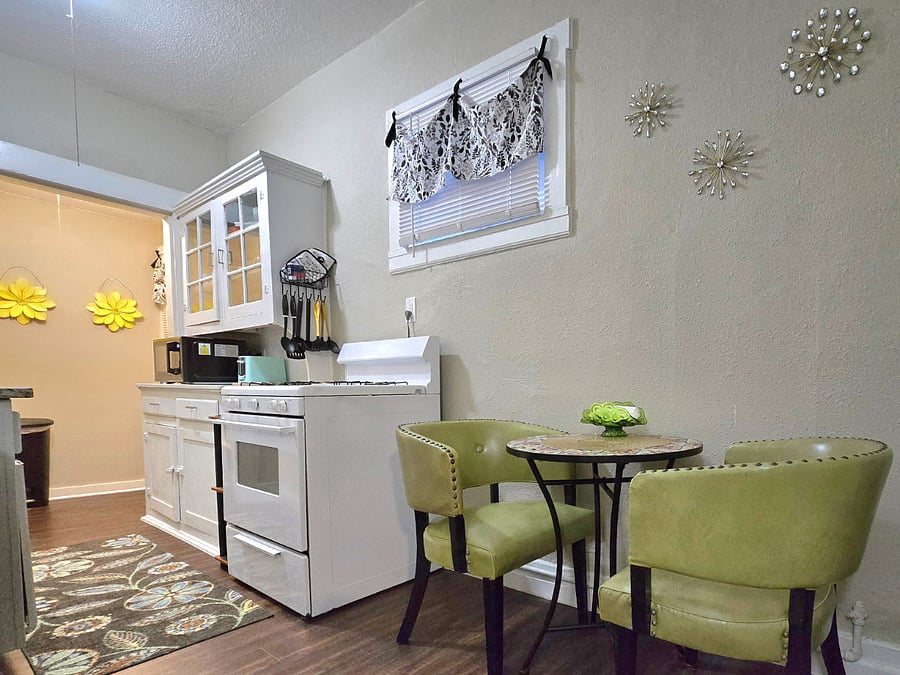 Furnished Finder property 853968_2 photo 6