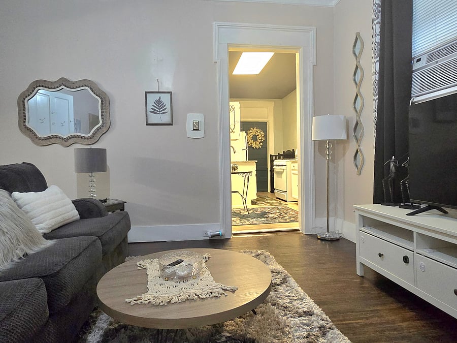 Furnished Finder property 853968_3 photo 8