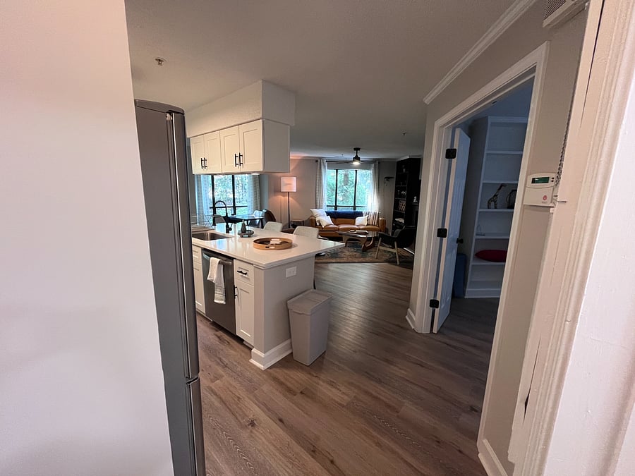 Furnished Finder property 854003_1 photo 8