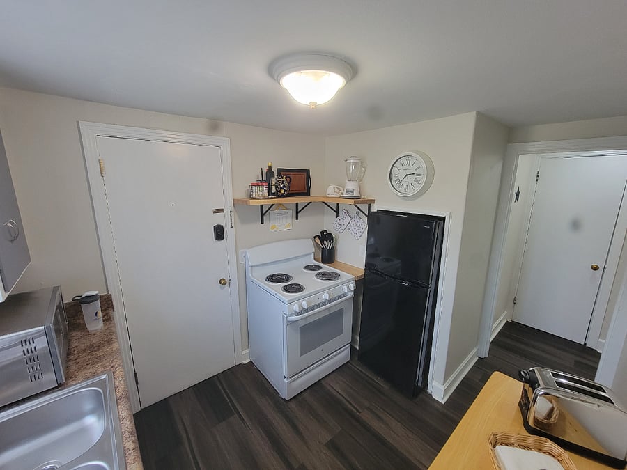 Furnished Finder property 854012_2 photo 9