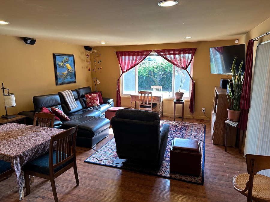Living Room/Dining Room