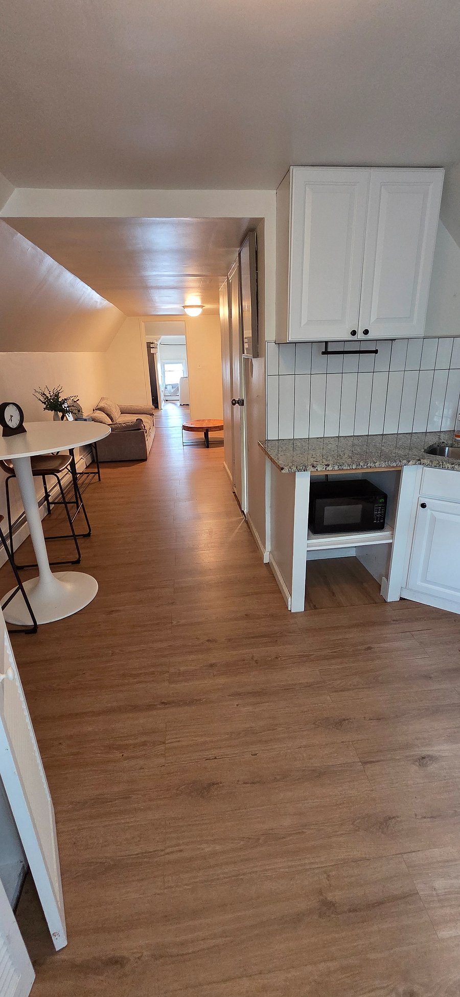 Furnished Finder property 854076_2 photo 6