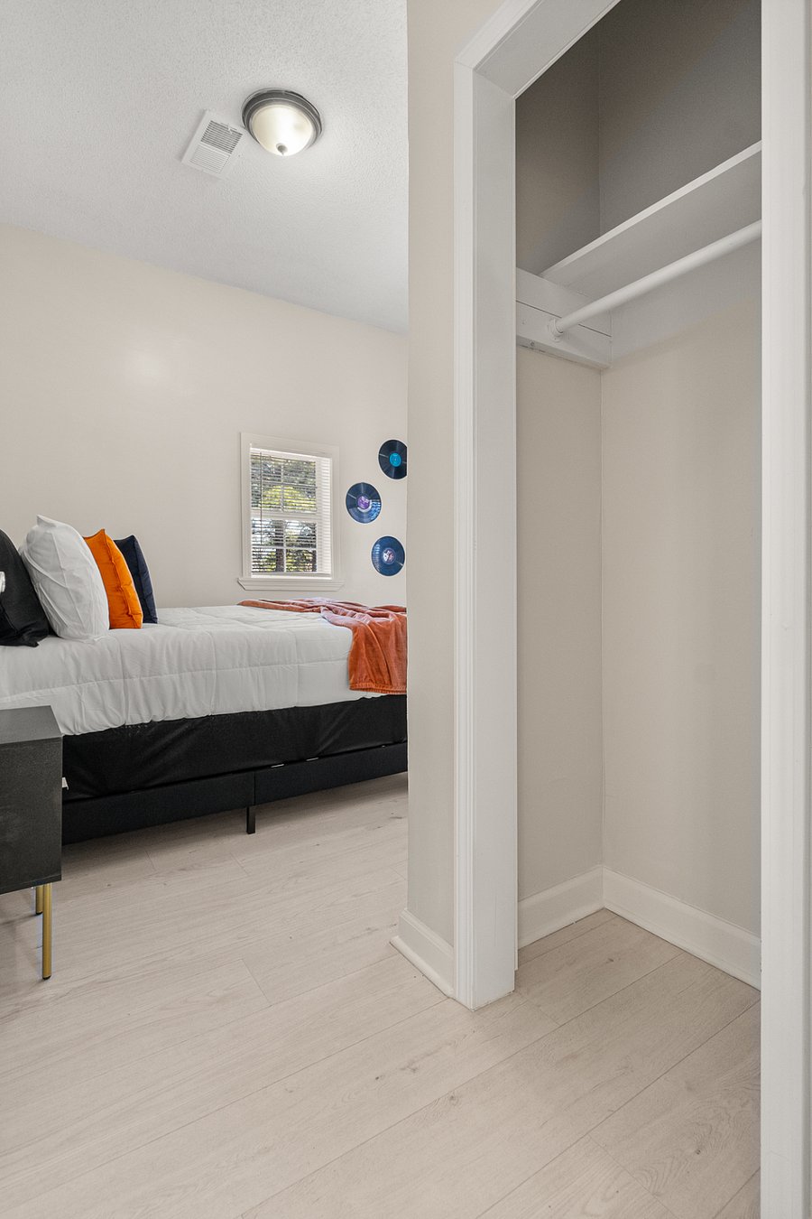 Furnished Finder property 854088_1 photo 21