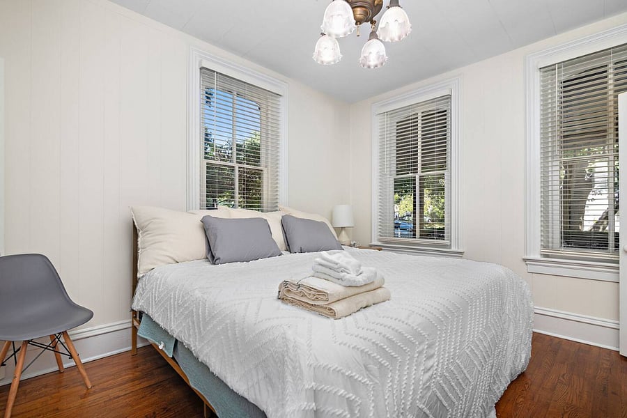 Furnished Finder property 854115_1 photo 18