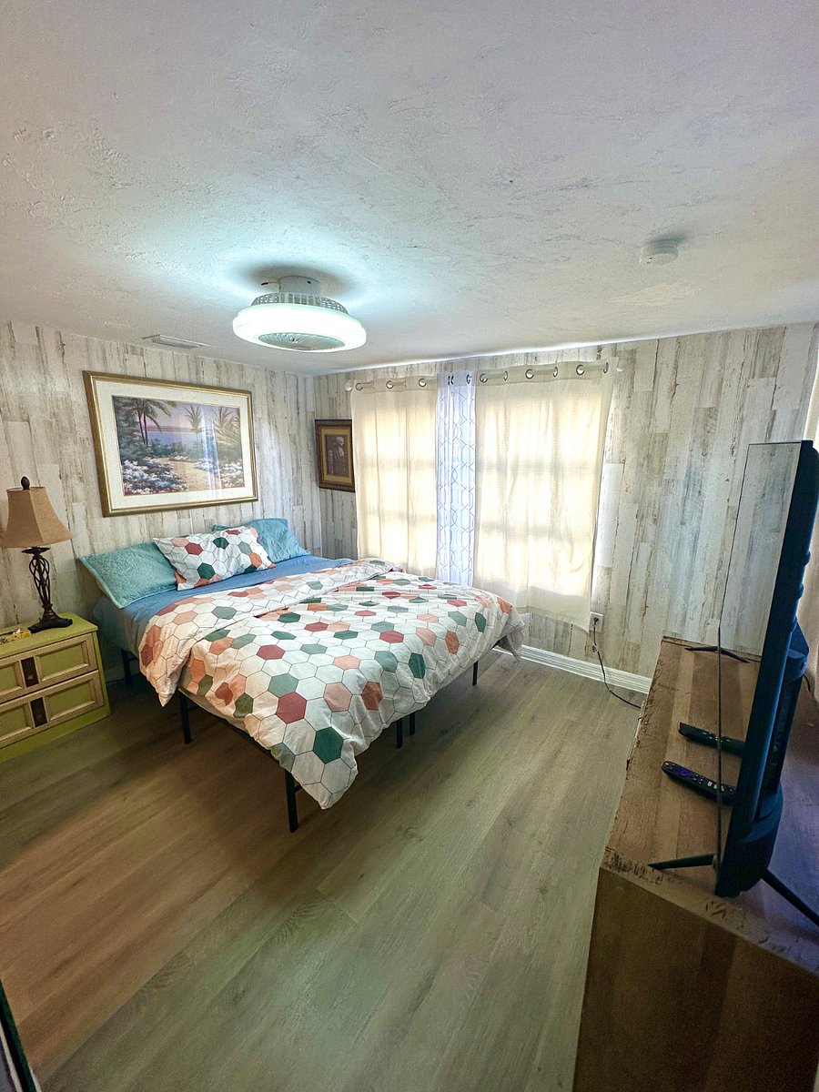 Furnished Finder property 854128_1 photo 17