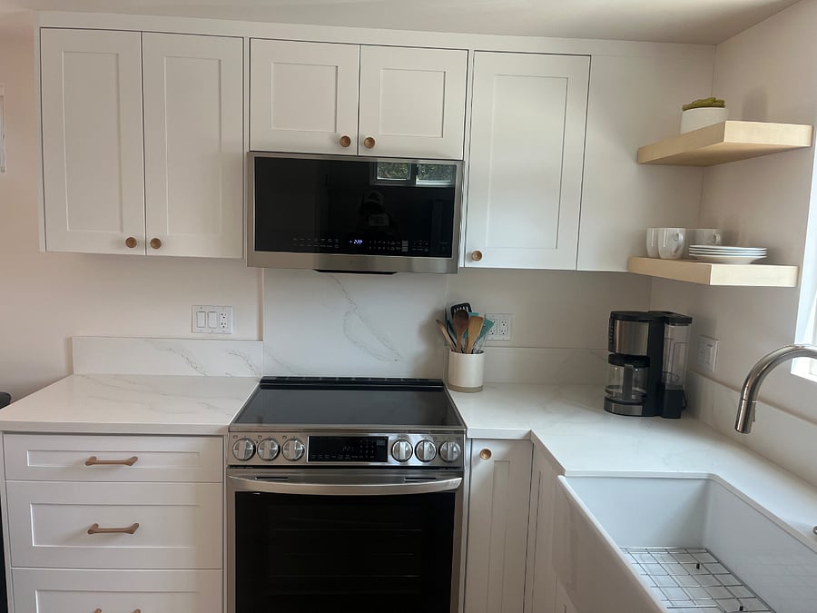 Electric stove/oven and microwave
