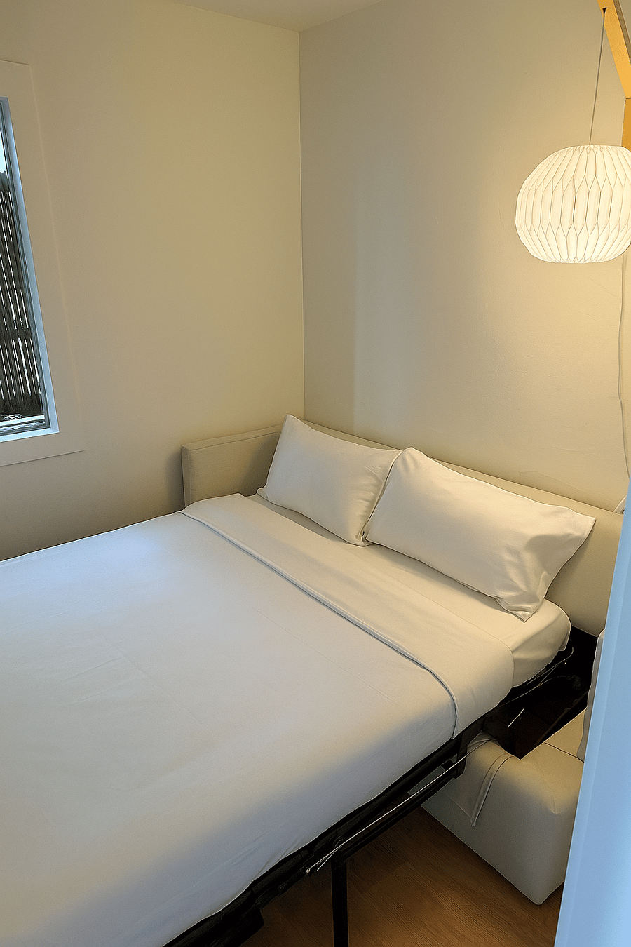 Queen Size sofa bed in Office / 2nd bedroom