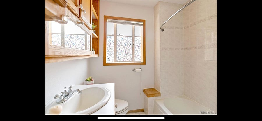 This is the shared bathroom upstairs.