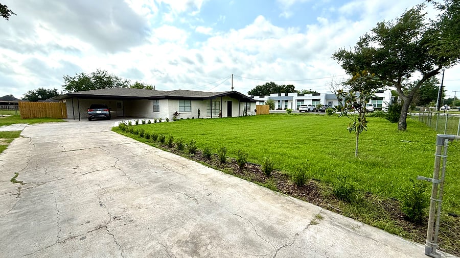 Furnished Finder property 854203_1 photo 18