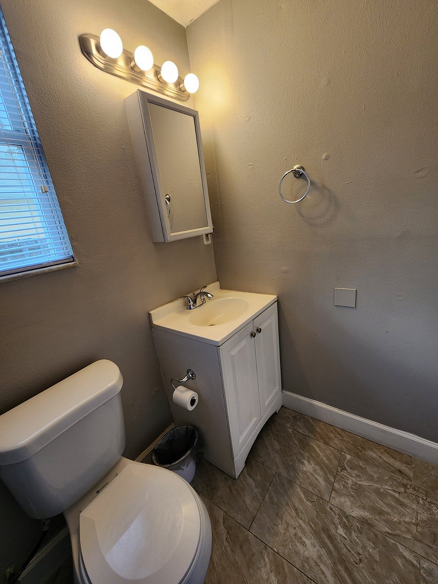 Furnished Finder property 854263_1 photo 18