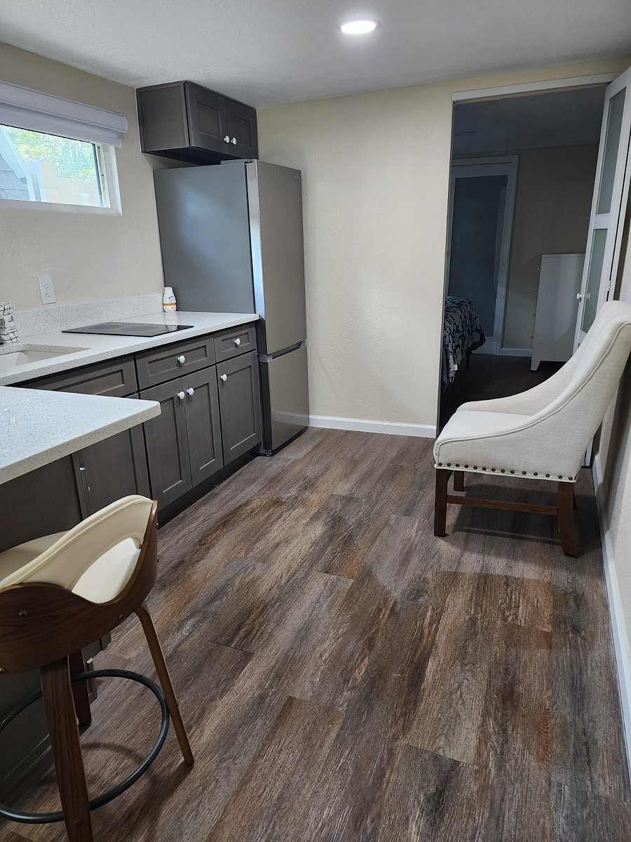 Furnished Finder property 854263_2 photo 8