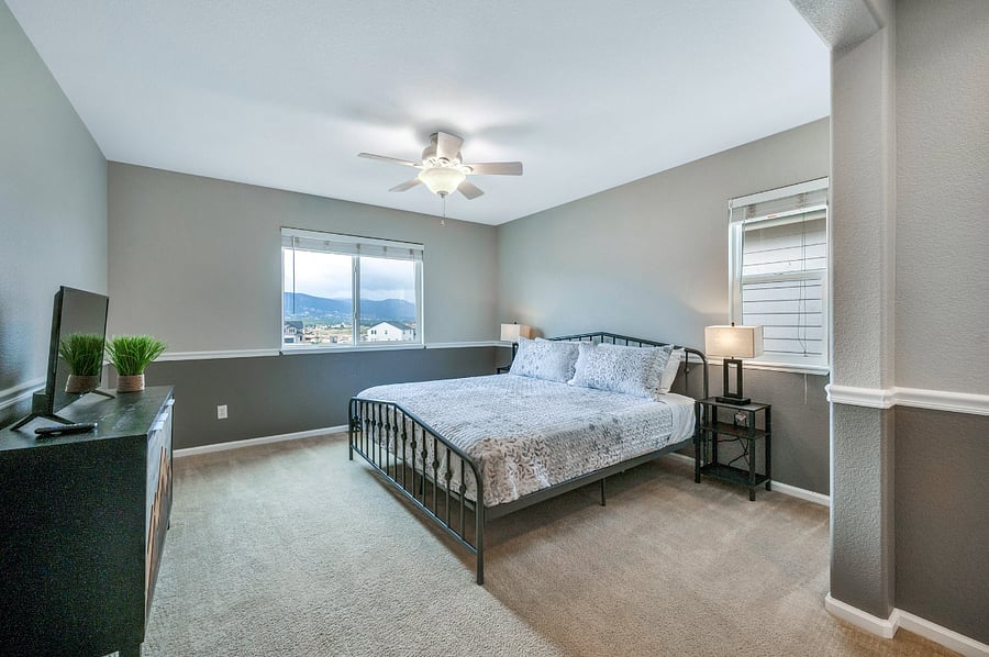 Master suite with mountain views, ROKU TV, and adjoining 5-pc bath!