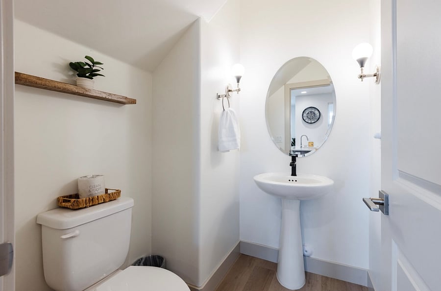Downstairs half-bath