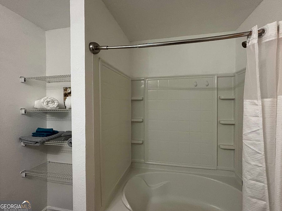 Furnished Finder property 854450_1 photo 11