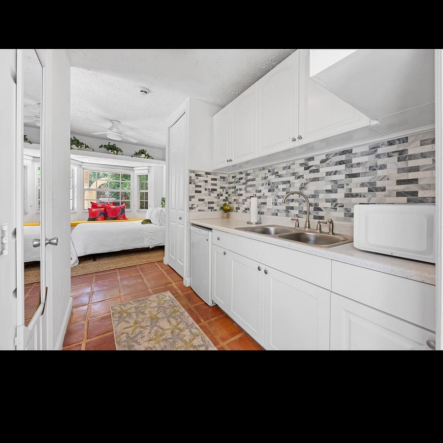 Furnished Finder property 854477_1 photo 18