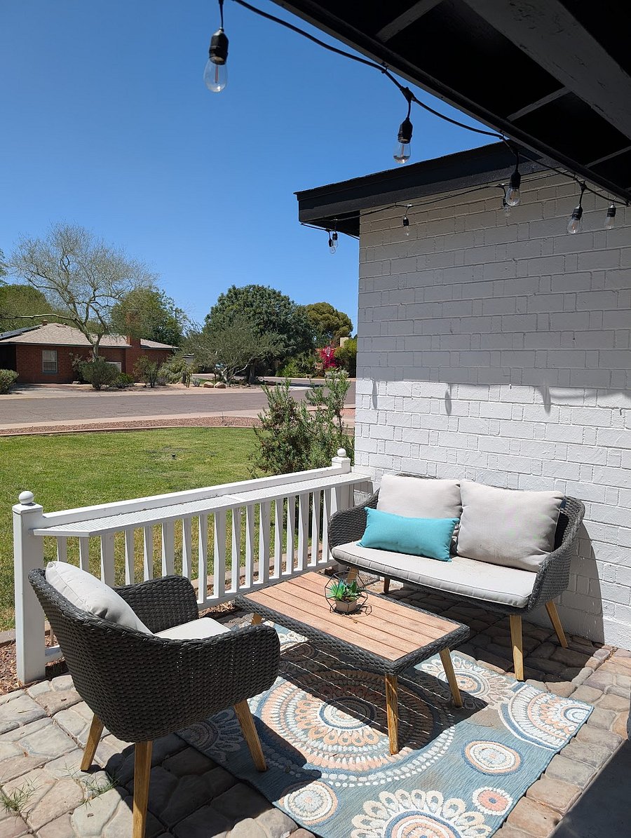 Front patio seating