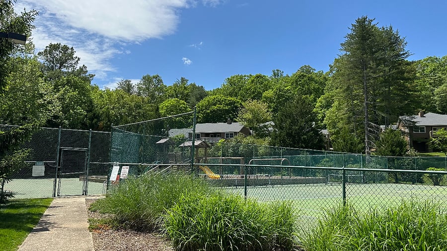 Tennis Courts and Pickle Ball Courts