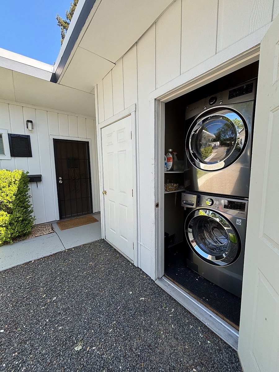 Furnished Finder property 854658_1 photo 10