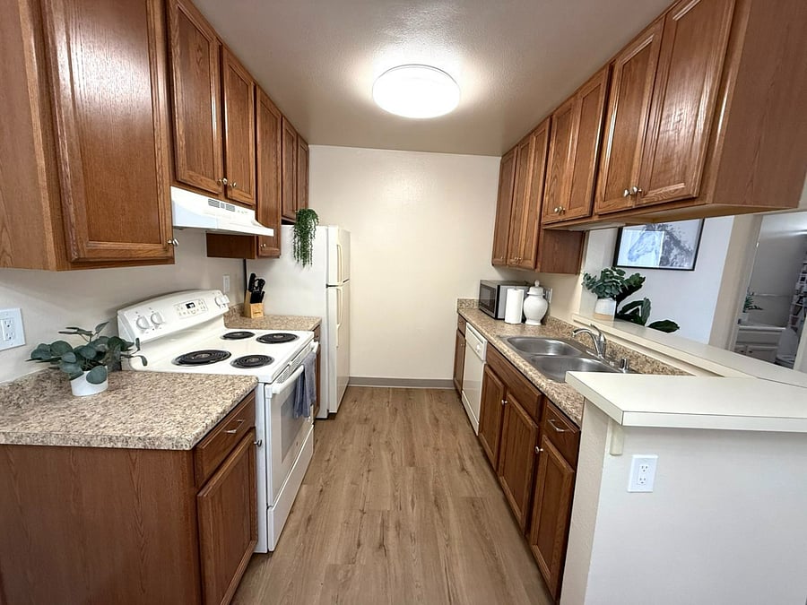 Furnished Finder property 854678_2 photo 7