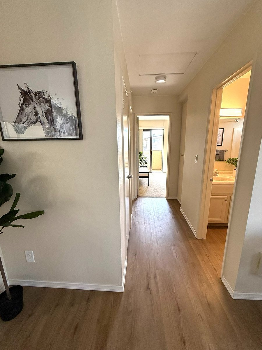 Furnished Finder property 854678_2 photo 8