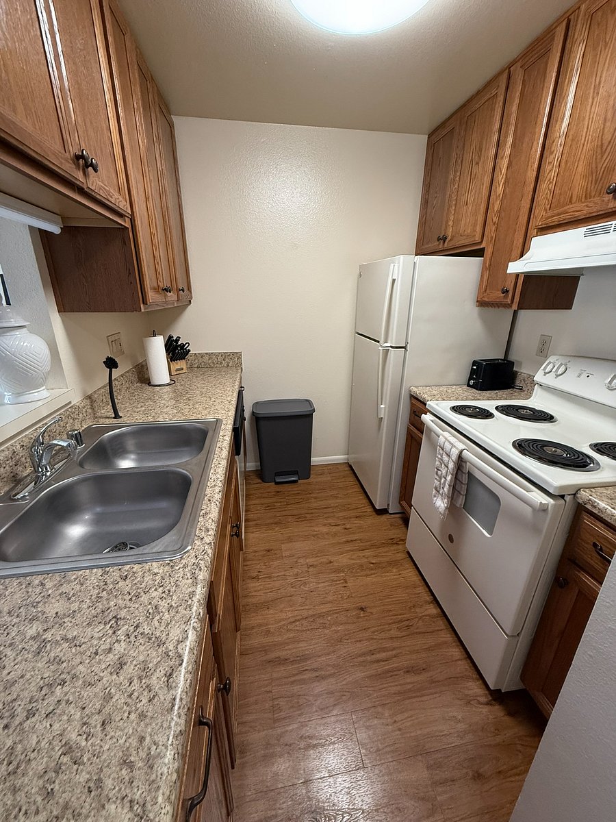 Furnished Finder property 854678_3 photo 5