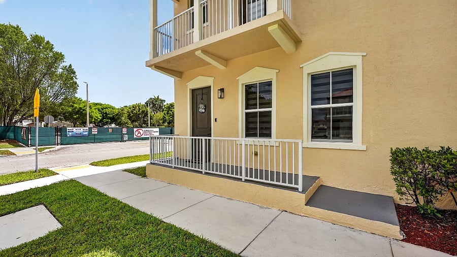 Furnished Finder property 854679_2 photo 3